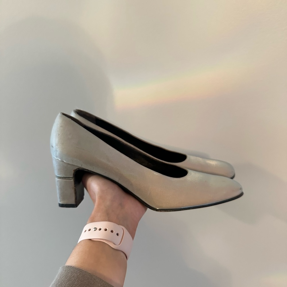 Salvatore Ferragamo Cream Heels